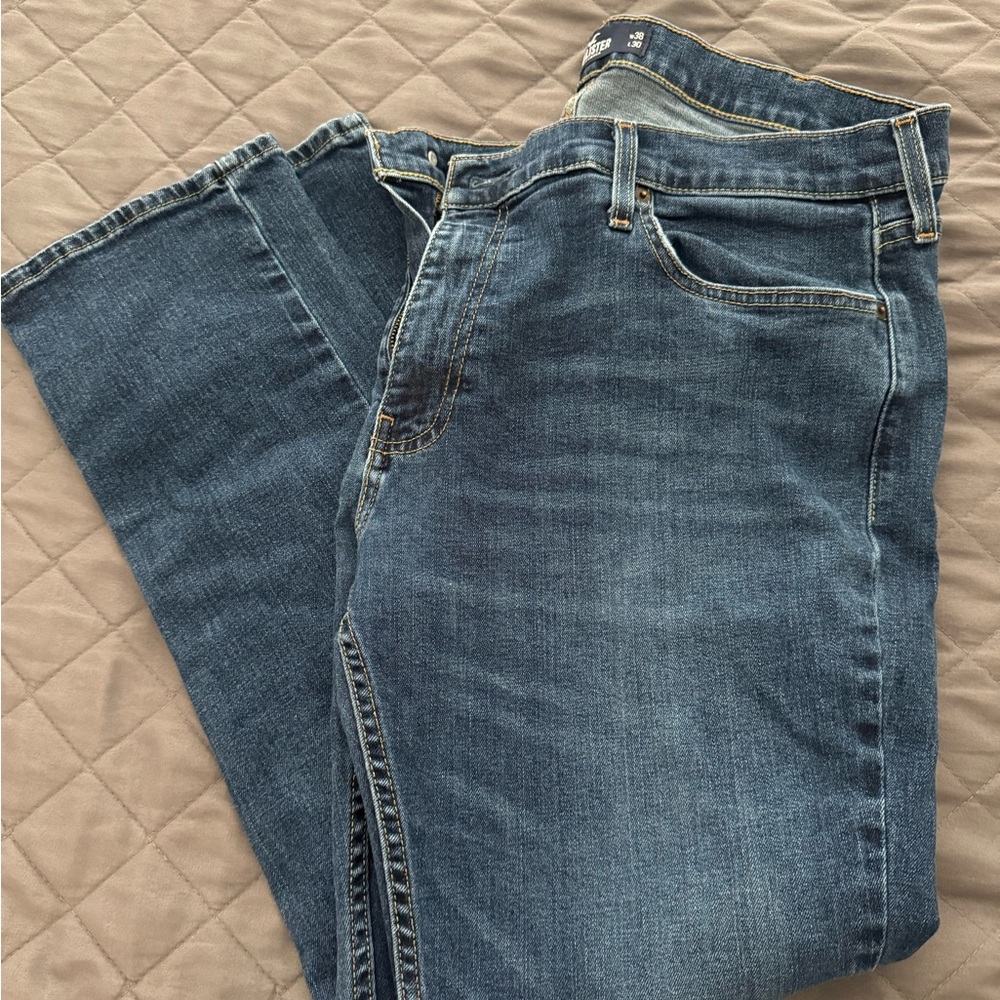 Hollister slim straight 38x30